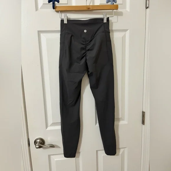 HALARA NWT UltraSculpt Leggings butt lifting - Picture 6 of 14